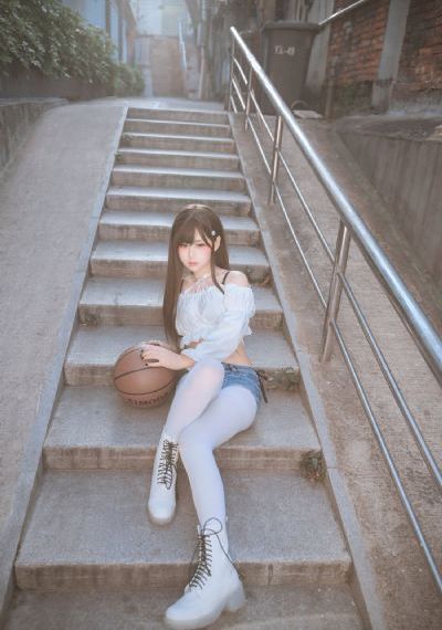 我和公gong在厨房啪啪_4K在线观看电视