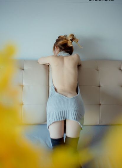 《年轻女教师_BD在线播放