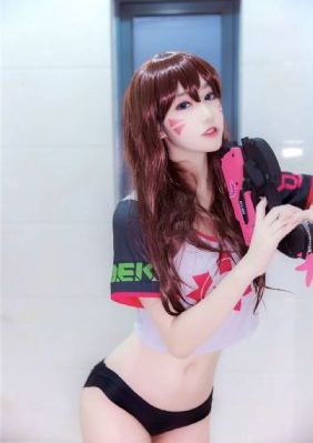 年轻的老师在线看_1080免费在线播放